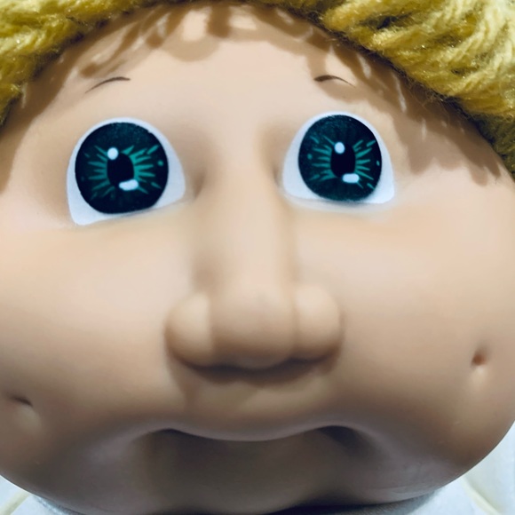 Outstanding 1984 Cabbage Patch Doll! - Picture 3 of 10